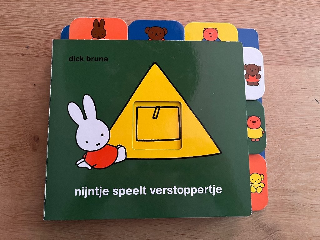 Nijntje speel verstoppertje boekje, Ophalen of Verzenden, Zo goed als nieuw, Dick Bruna, 2 tot 3 jaar