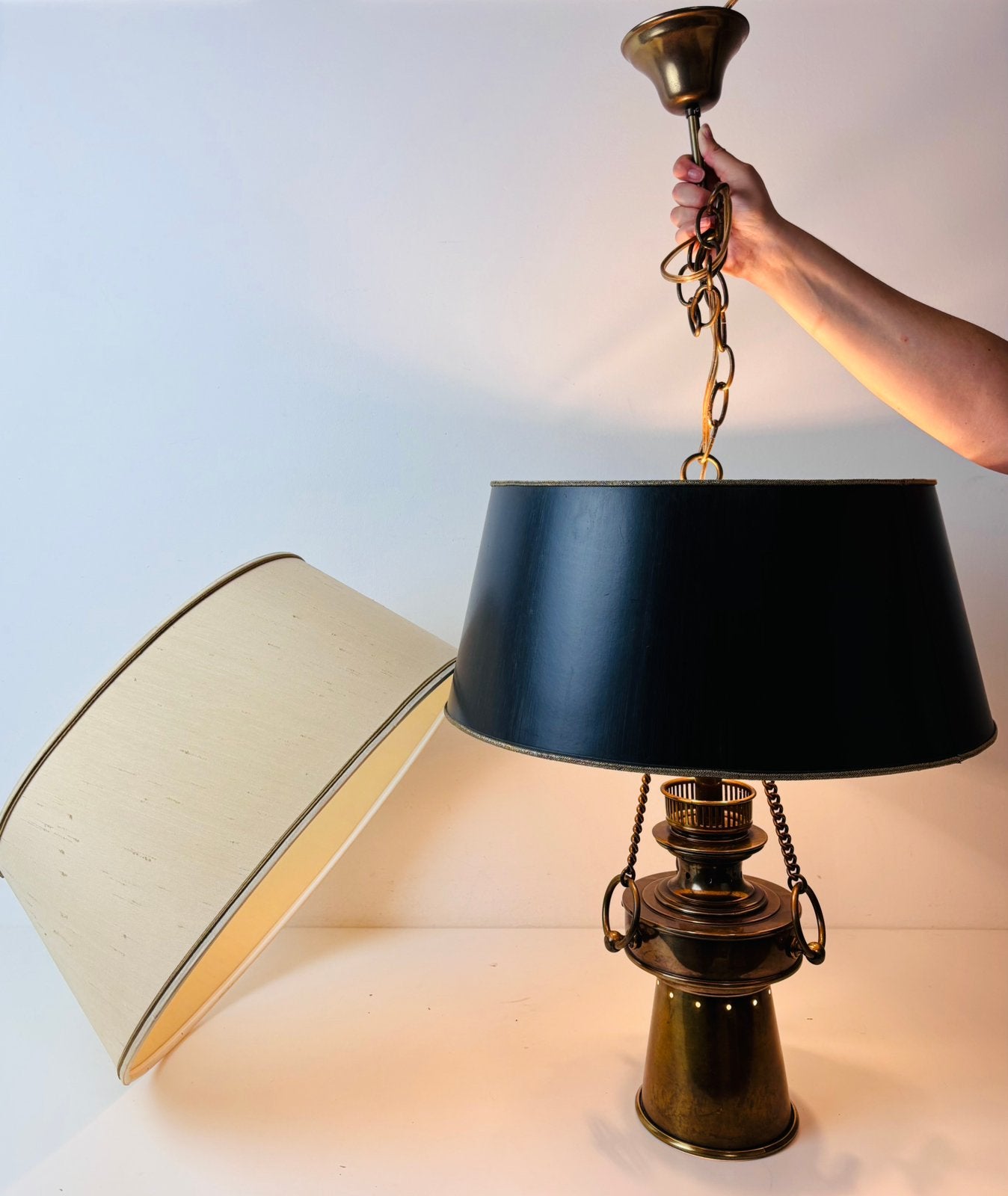 Franse Bouillotte hanglamp met 2 lampenkappen, Ophalen of Verzenden, Zo goed als nieuw