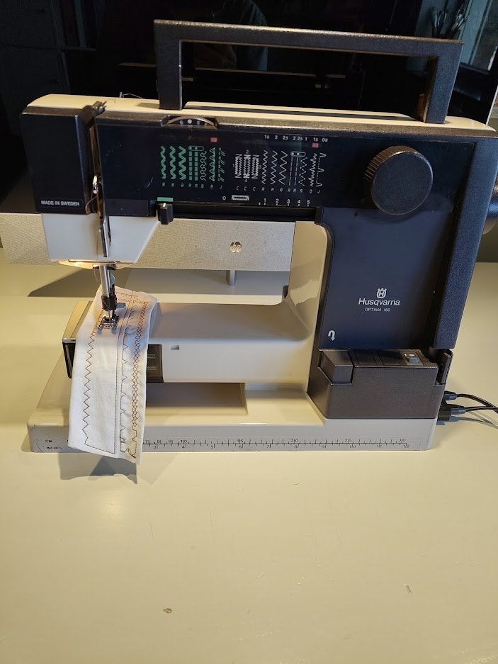 Husqvarna naaimachine, Ophalen of Verzenden, Gebruikt, Naaimachine, Husqvarna