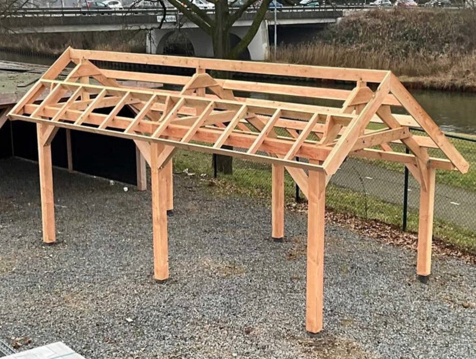 Douglas kapschuur Bouwpakket - 810x360x325cm, Ophalen, 200 tot 400 cm, Schuur, Nieuw