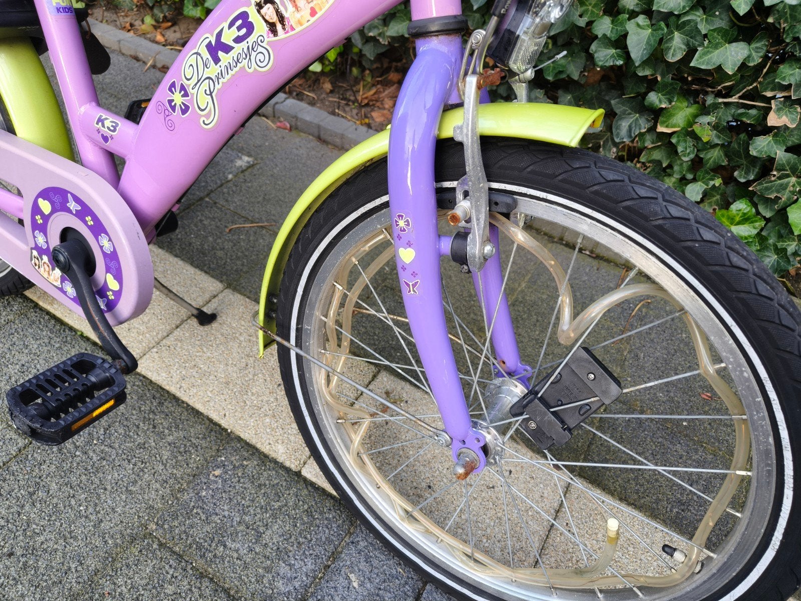 Roze K3 16 inch meisjesfiets (4-6 jaar), Terugtraprem, Gebruikt, Ophalen of Verzenden, Handrem