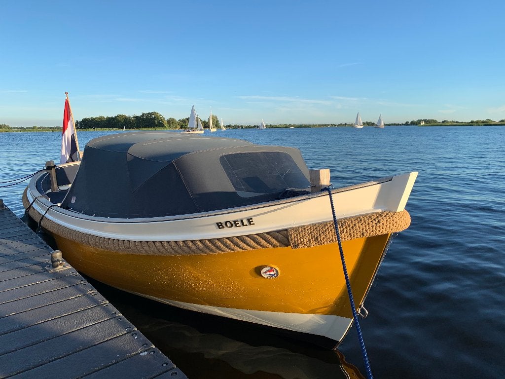 Complete okergele Van Wijk 621, optie ligplaats Oegstgeest, Watersport en Boten, Sloepen, Overige typen, Binnenboordmotor, Rondzit