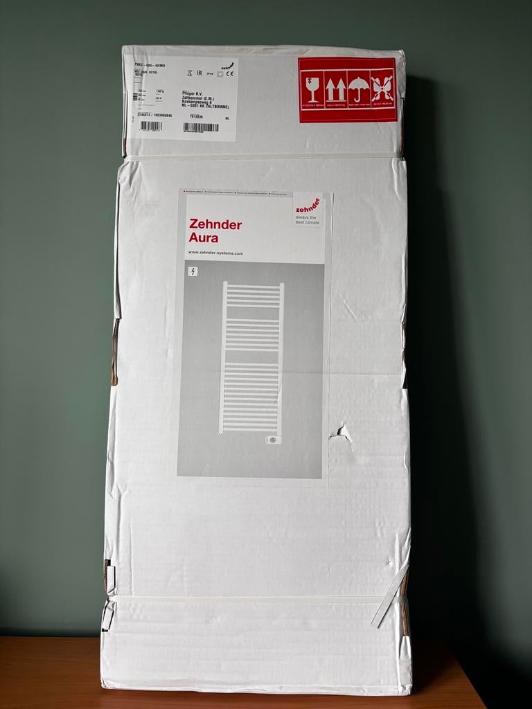 Zehnder Aura Elektrische Handdoekradiator (Nieuw), Ophalen, Radiator, Nieuw, Minder dan 60 cm