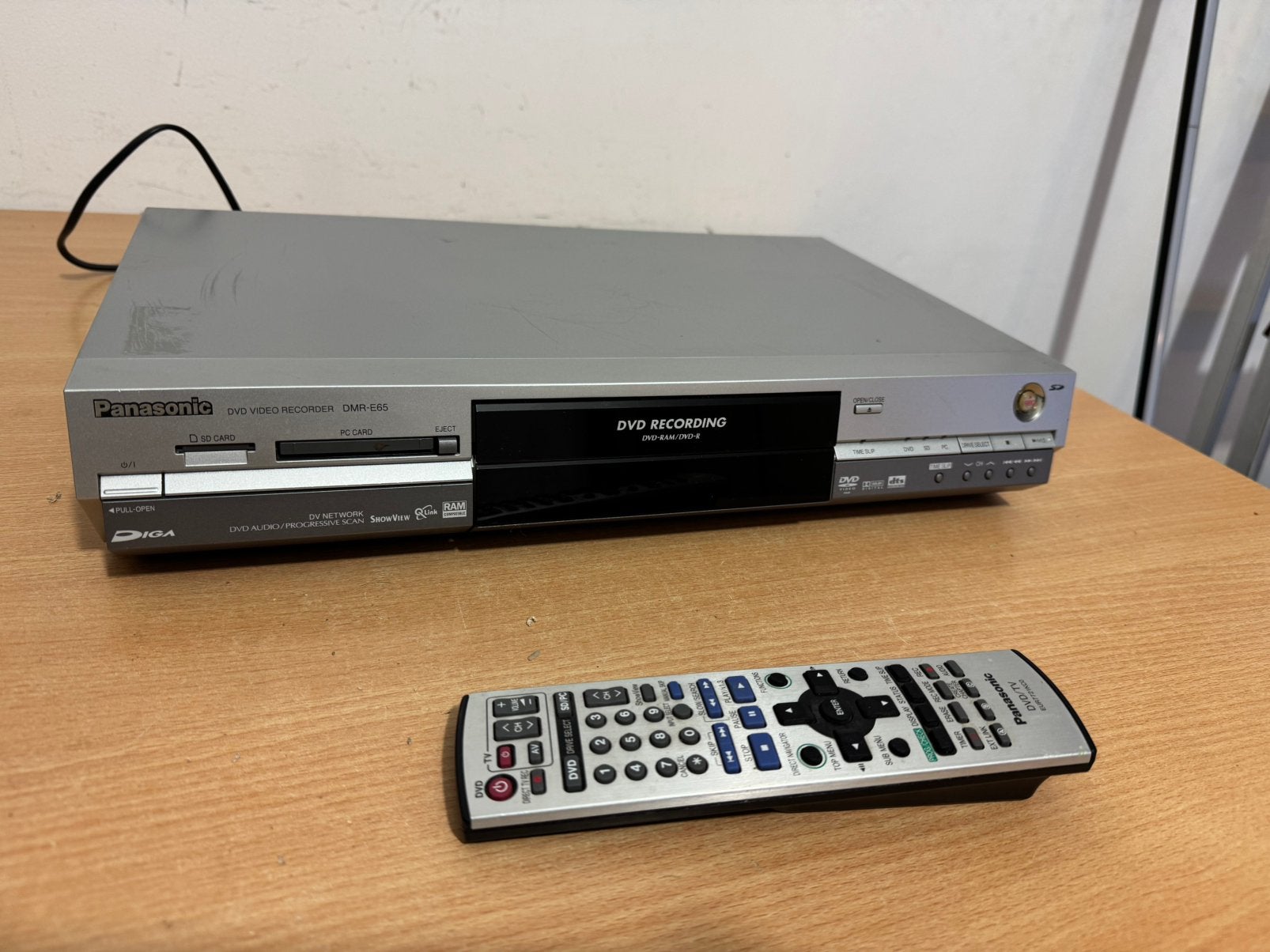 Panasonic DMR-E65EG ( DVD Recorder / SD / MMC / PC / Mini DV, Ophalen of Verzenden, Zo goed als nieuw