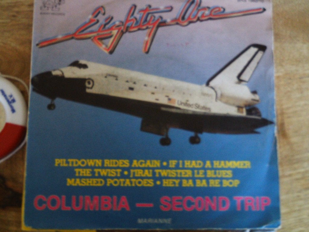 eighty one - columbia second trip -medley-  1jul, 7 inch, Ophalen of Verzenden, Zo goed als nieuw, Pop