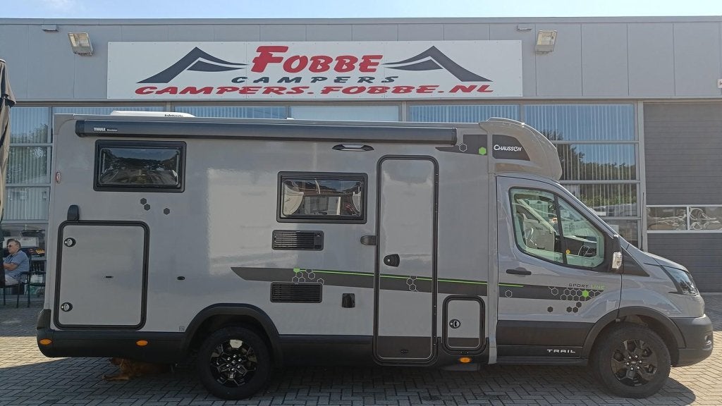 ZGAN Bomvol Chausson Sport Line S697 '25 2.0Tdci 165pk 11dkm, Caravans en Kamperen, Automaat, Ringverwarming, Ford, 6 tot 7 meter