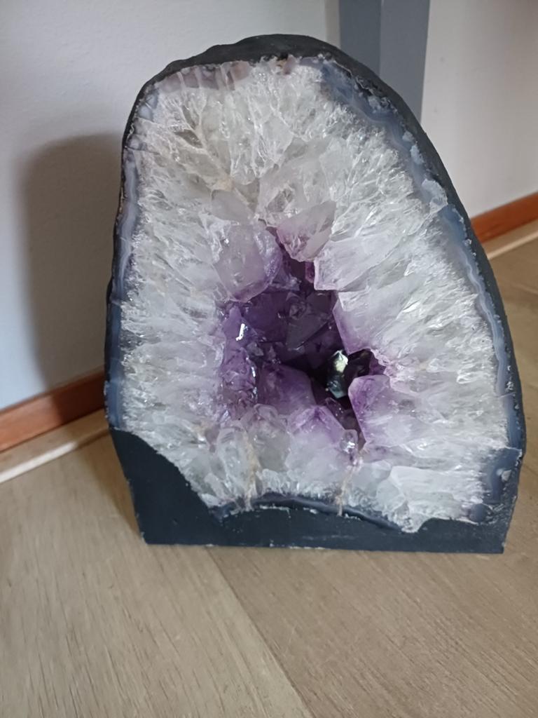 Amethist geode, Ophalen, Mineraal