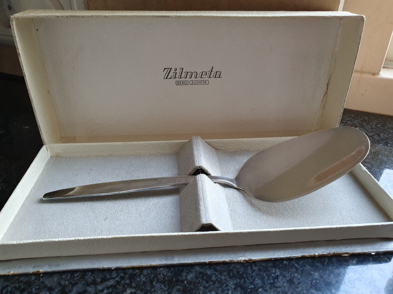 Gero Zilmeta taartschep, Antiek en Kunst, Antiek | Bestek, Ophalen of Verzenden