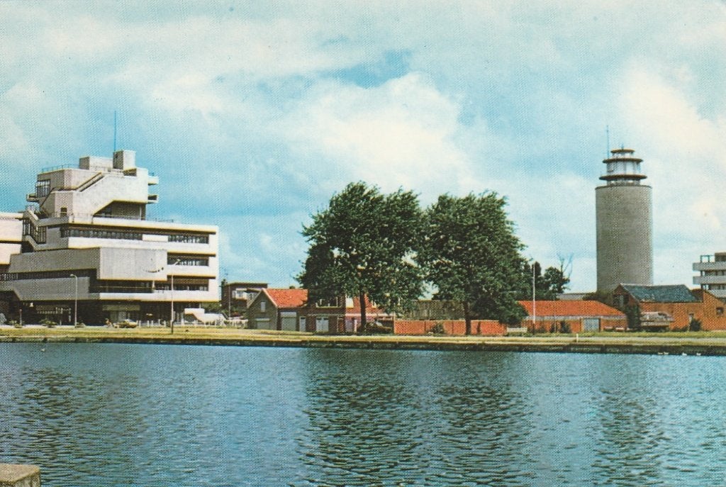 TERNEUZEN Oostkolk Stadhuis en Watertoren, Verzenden, 1960 tot 1980, Gelopen, Zeeland