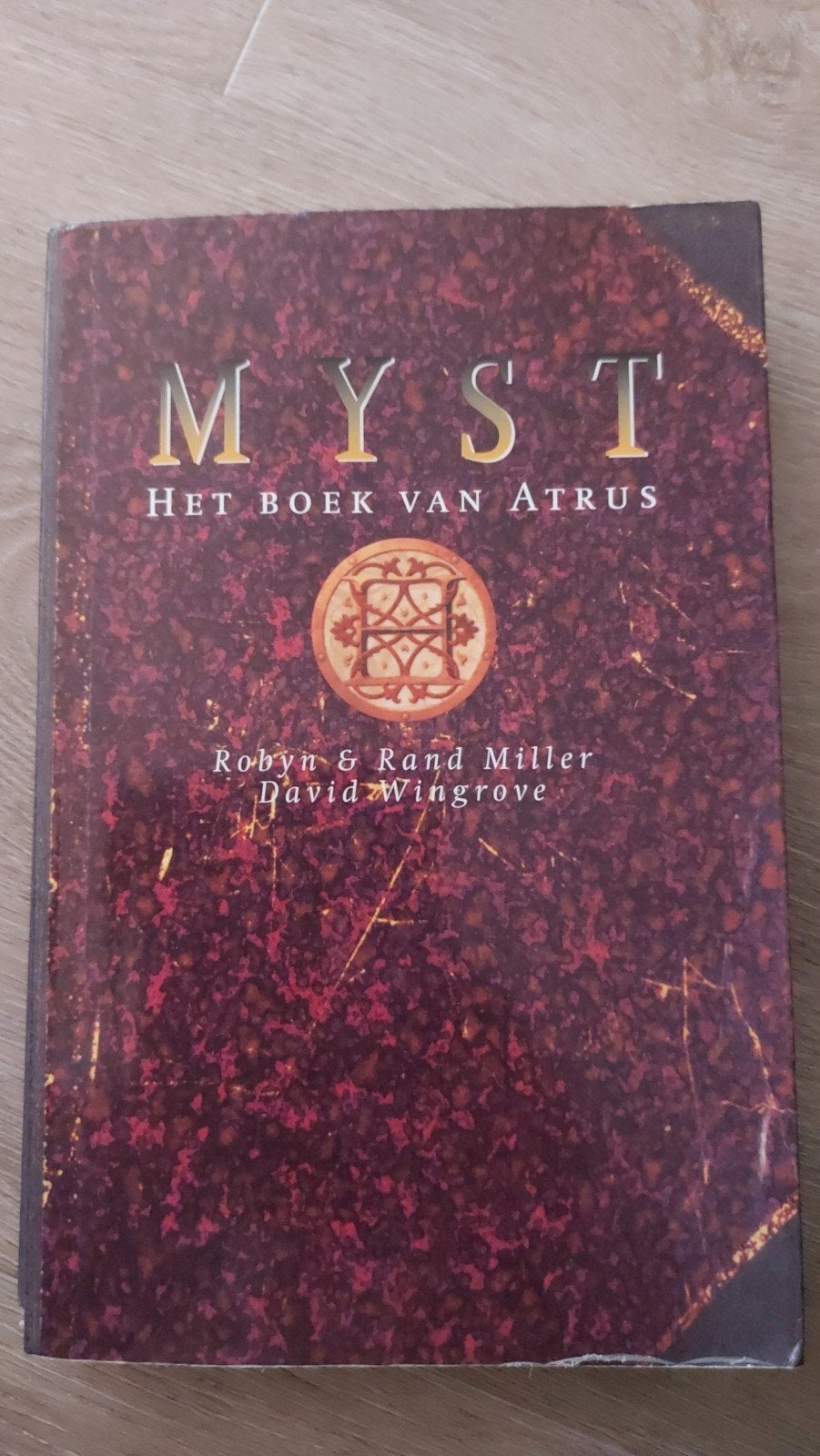 D4: Het Boek van Atrus - Robyn & Rand Miller, David Wingrov, Ophalen of Verzenden, Gelezen, Robyn & Rand Miller, David Wingrove