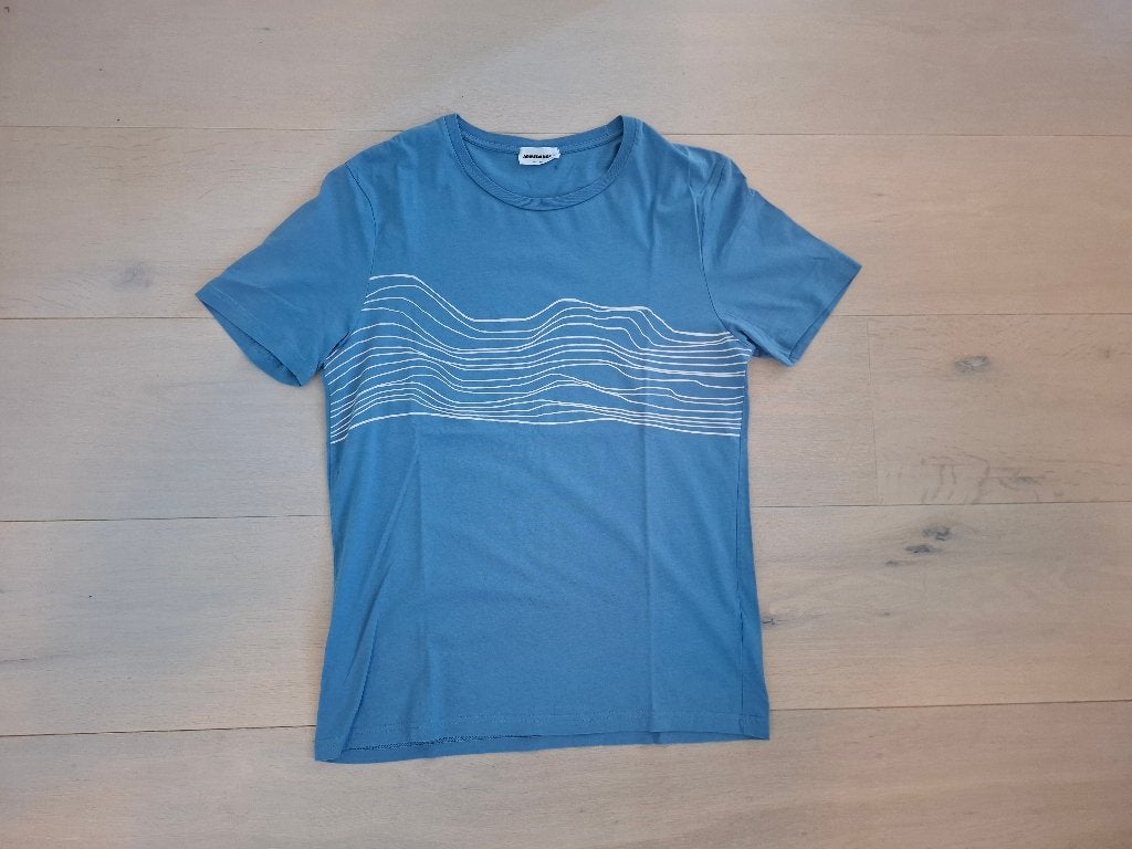Armed Angels blauw met wit golvenprint t-shirt maat M, Ophalen of Verzenden, Zo goed als nieuw, Armed Angels, Maat 48/50 (M)