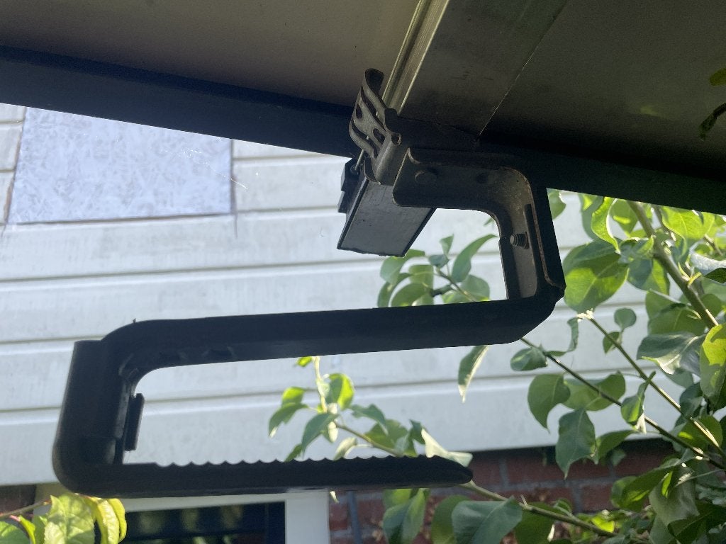 Beugels voor bevestiging zonnepanelen op pannen dak, Ophalen, Zo goed als nieuw, 100 tot 250 mm, Overige typen