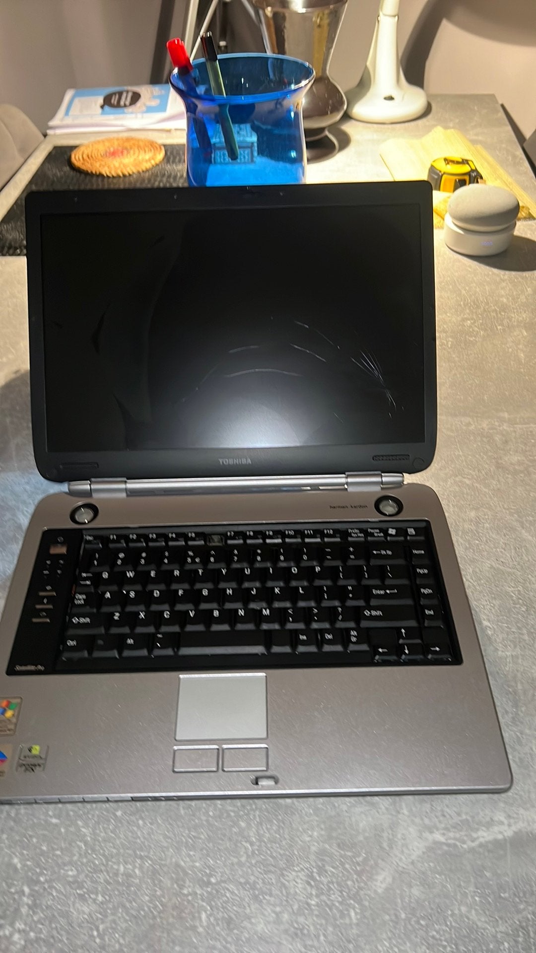 Toshiba laptop geen oplader, Ophalen of Verzenden, Zo goed als nieuw, 32 GB of minder, 4 GB of minder