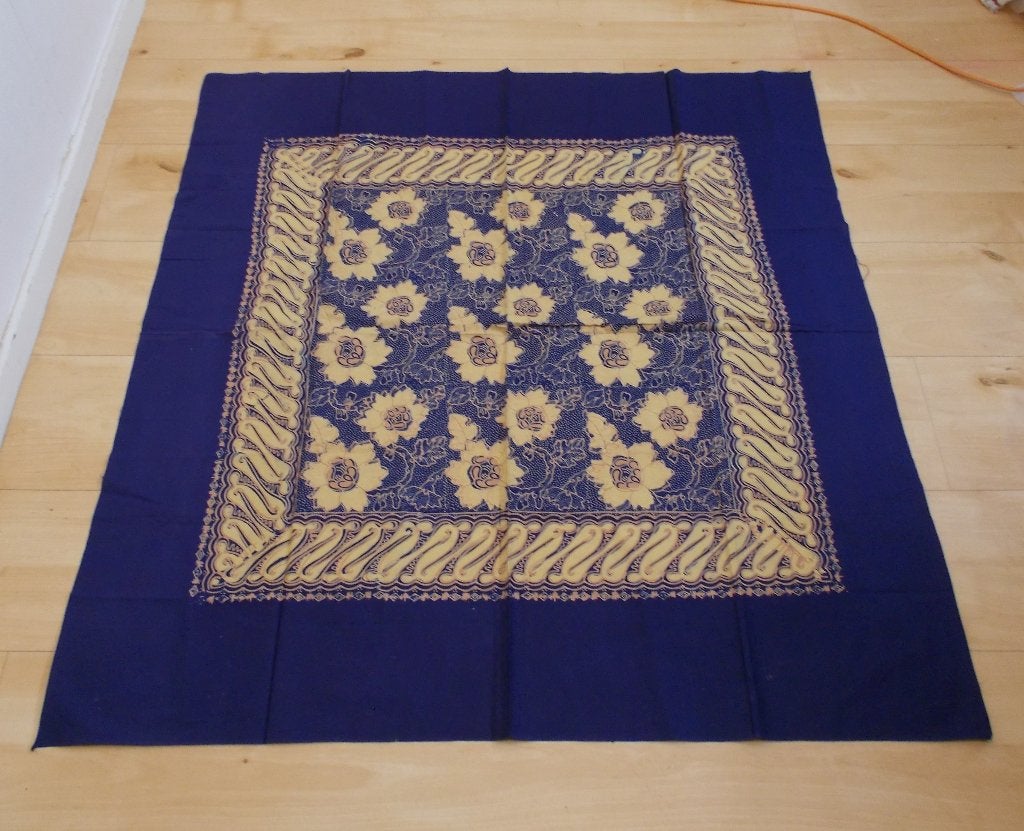 100% katoenen batik mooie donkerblauw/gele print sjaal, Ophalen of Verzenden, Zo goed als nieuw, Maat 38/40 (M), Sjaal