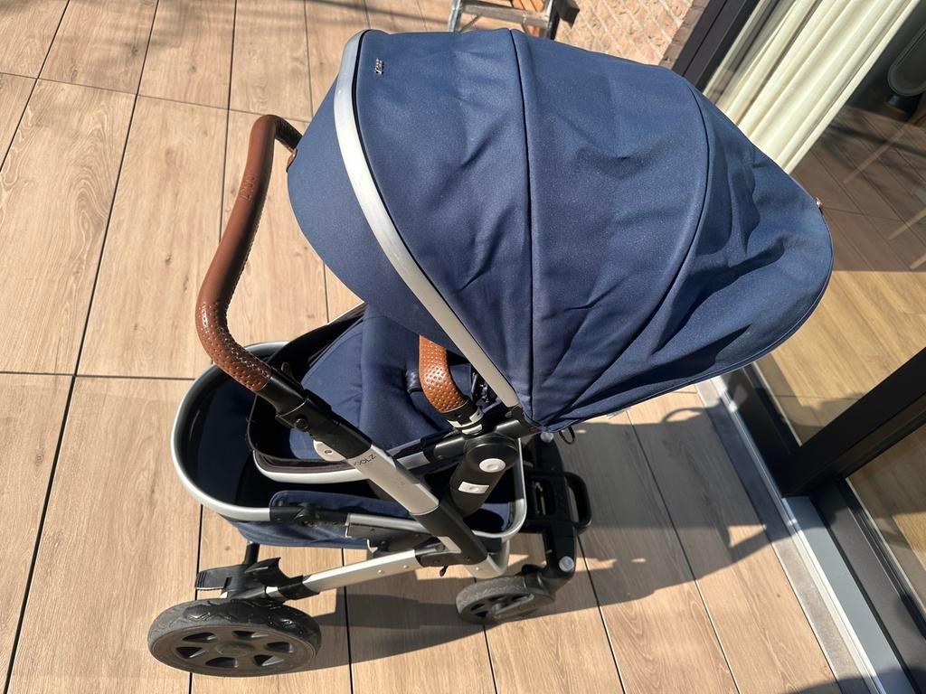 Joolz Geo 2 kinderwagen - Blauw met bruine accenten, Zo goed als nieuw, Combiwagen, Met reiswieg, Ophalen