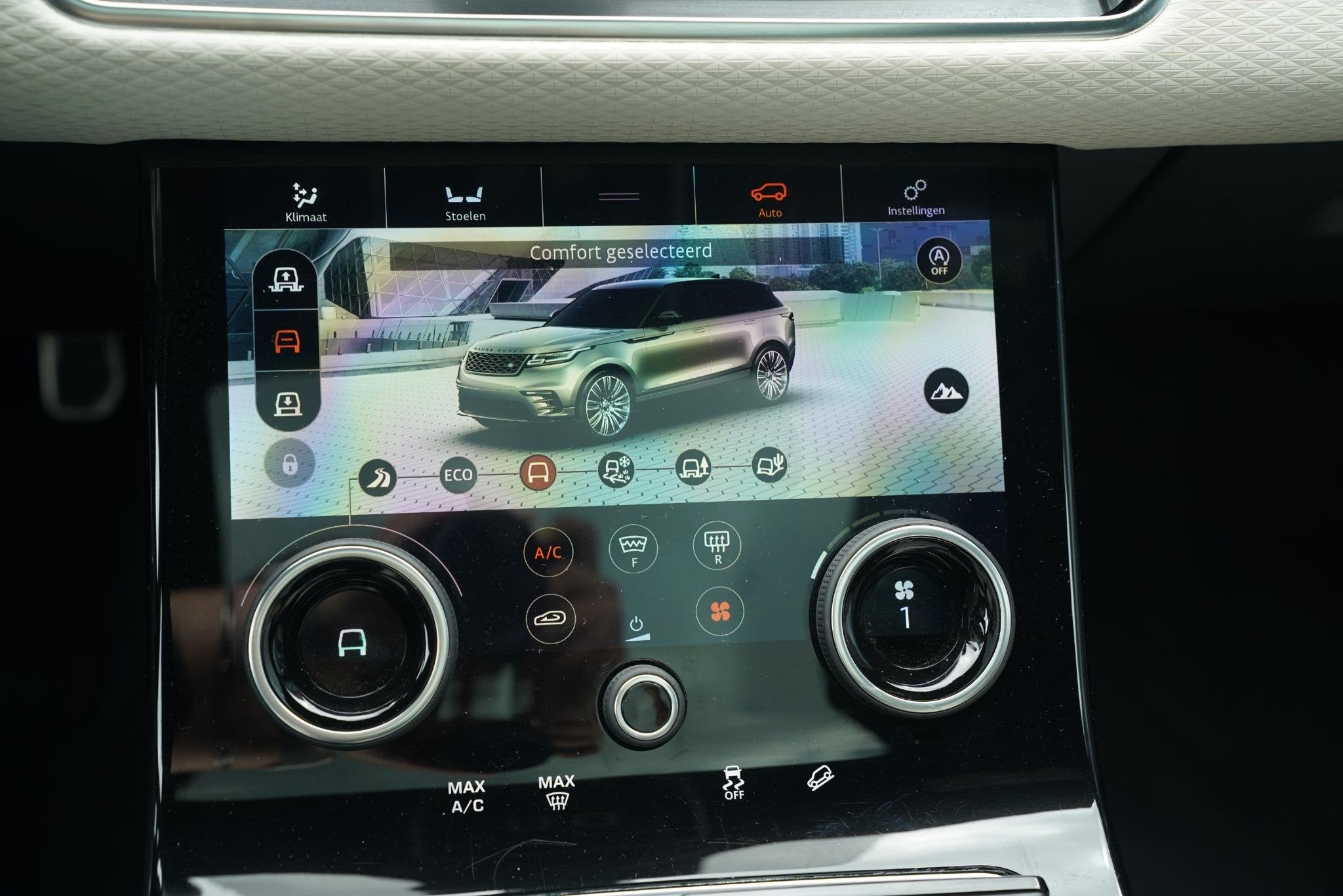 Foto 43 van Land Rover Range Rover Velar 300D 3.0 V6 D300 R-Dynamic R-Dy