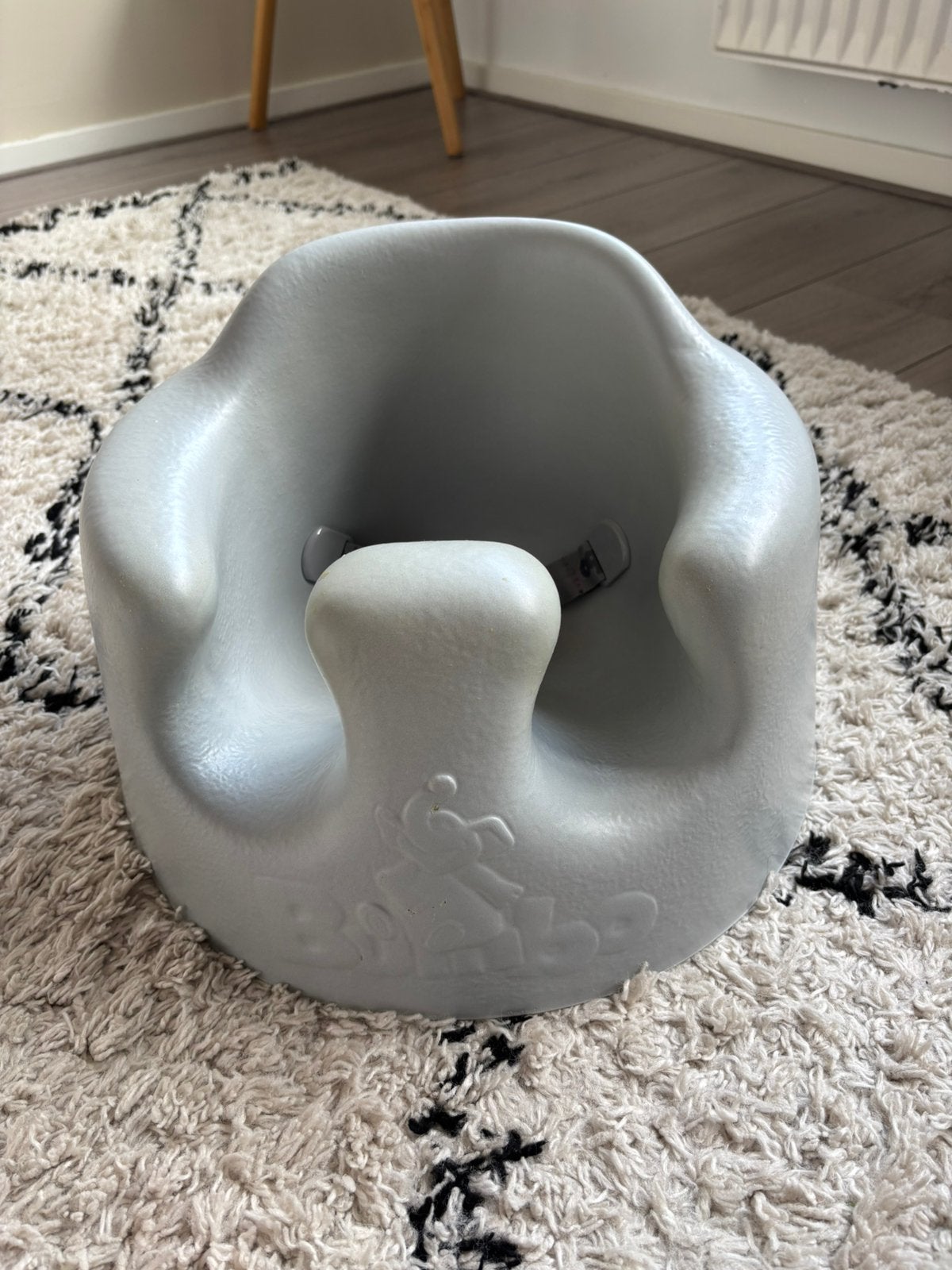 Bumbo seat grijs, Kinderen en Baby's, Kinderstoelen, Ophalen of Verzenden, Gebruikt, Overige typen, Gordel(s)