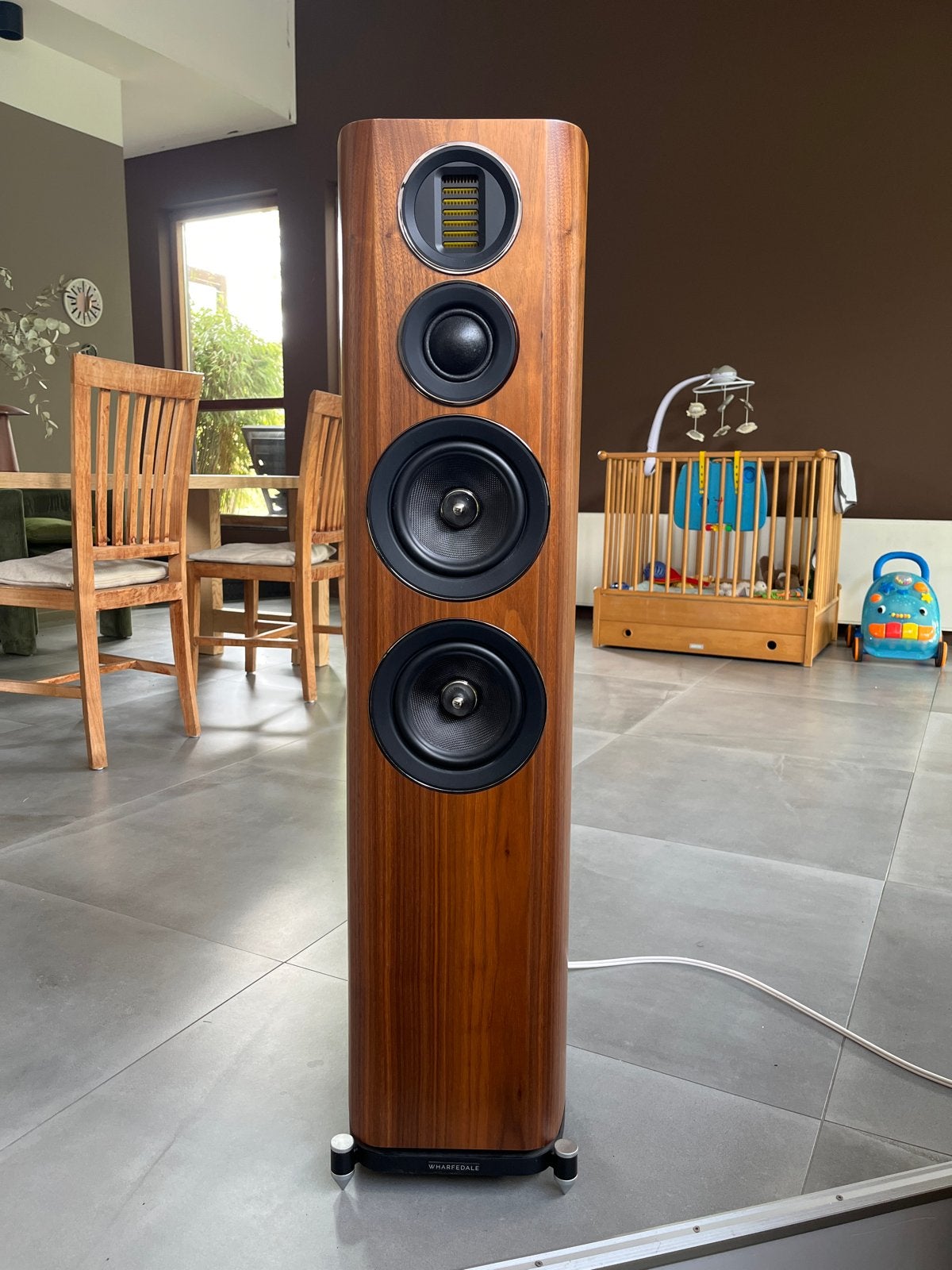 Wharfedale Evo 4.4 Vloerstaande Luidsprekers - Walnoot, Vloerstaande luidspreker, Wharfedale, Zo goed als nieuw, Basreflex