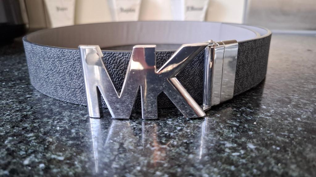 Michael Kors Reversible Riem Zwart/Grijs met MK Gesp, Michael Kors, Zwart, Nieuw, Heupriem