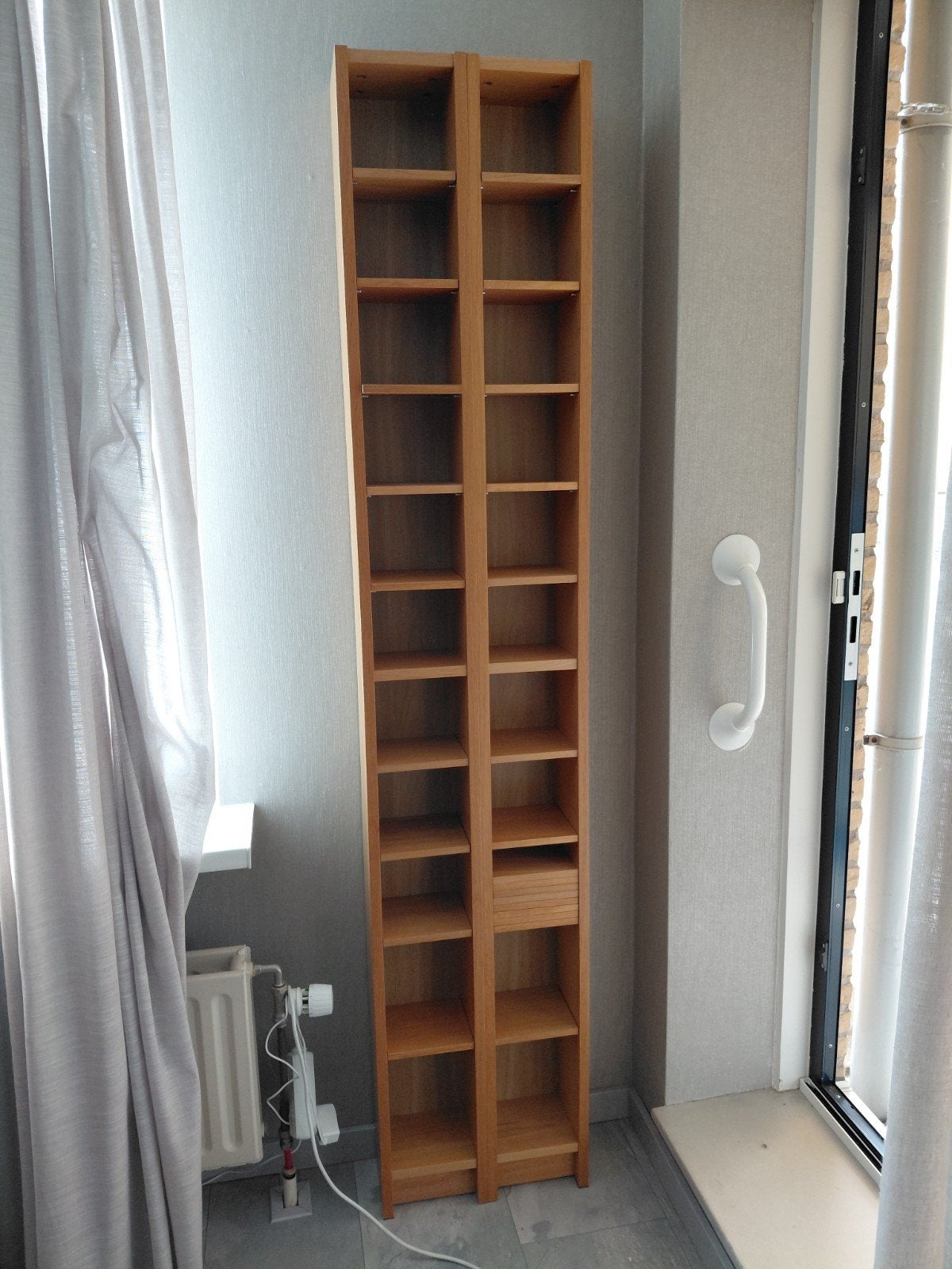 Cd, dvd rek gnedby ikea, Ophalen, Zo goed als nieuw, Hout, Cd's of Dvd's