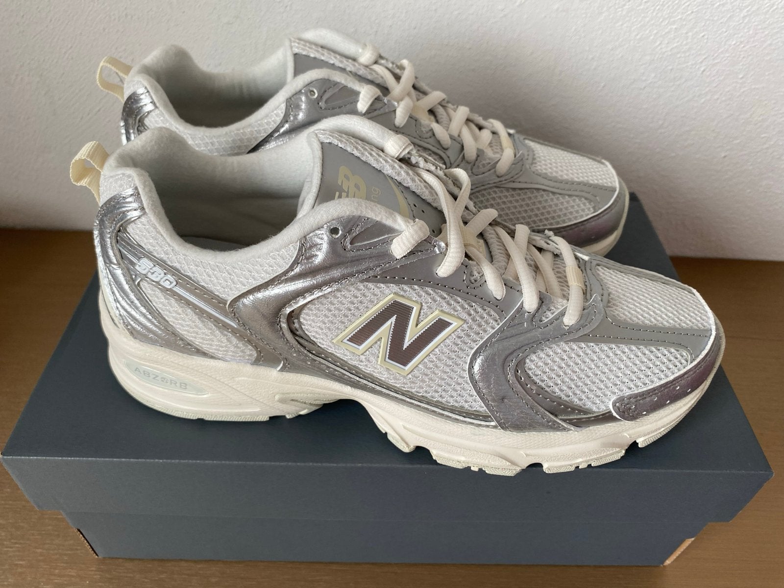 Nieuwe New Balance U5303IR sneakers maat 38, Ophalen of Verzenden, Nieuw, Grijs, Sneakers of Gympen