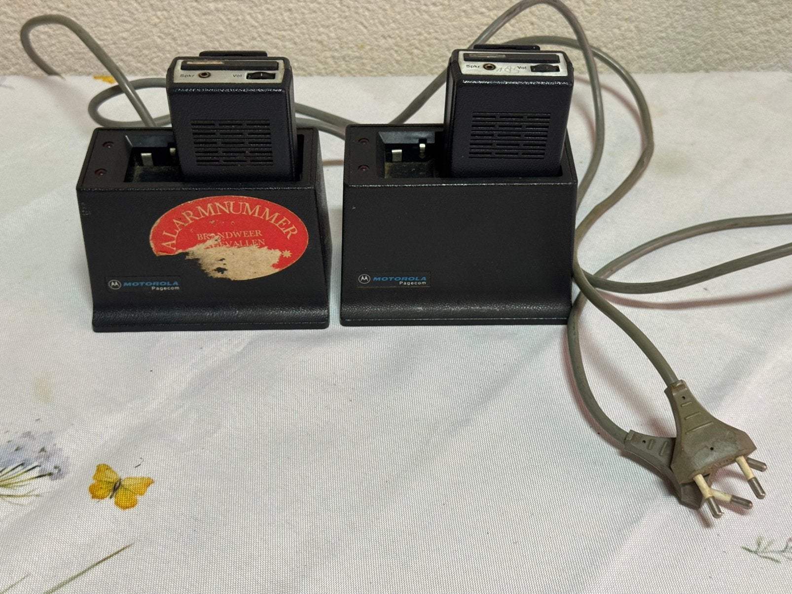 Motorola pagecom met laders 2 stuks pr incl vzk, Ophalen of Verzenden, Zender en Ontvanger
