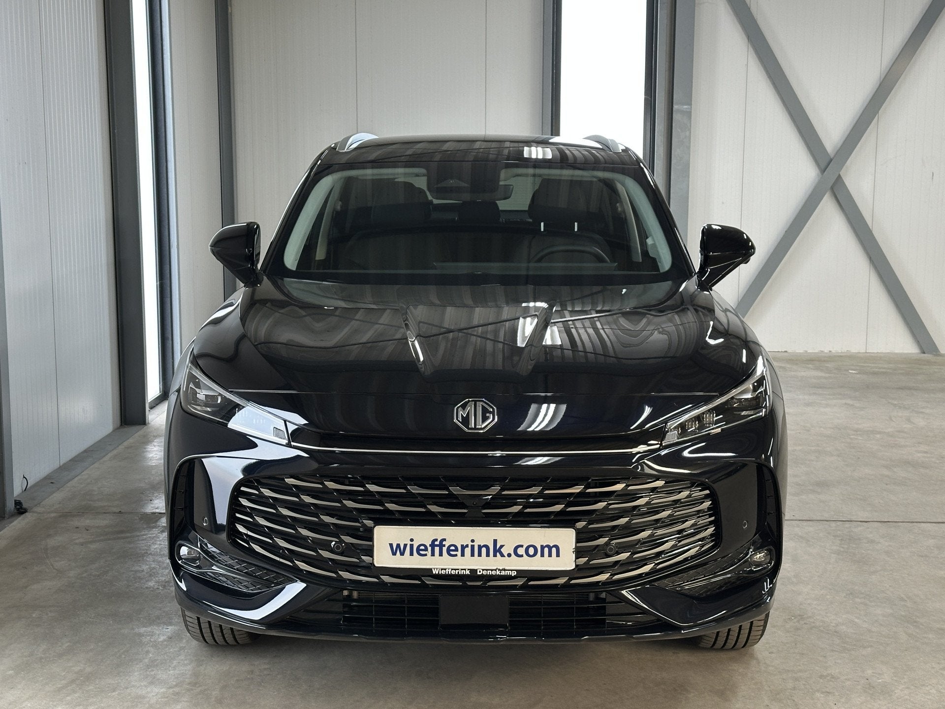 MG MG HS PHEV 1.5 Luxury | Leder | Apple Carplay/Android Aut, Auto's, 12 maanden, Gebruikt, Zwart, 4 cilinders