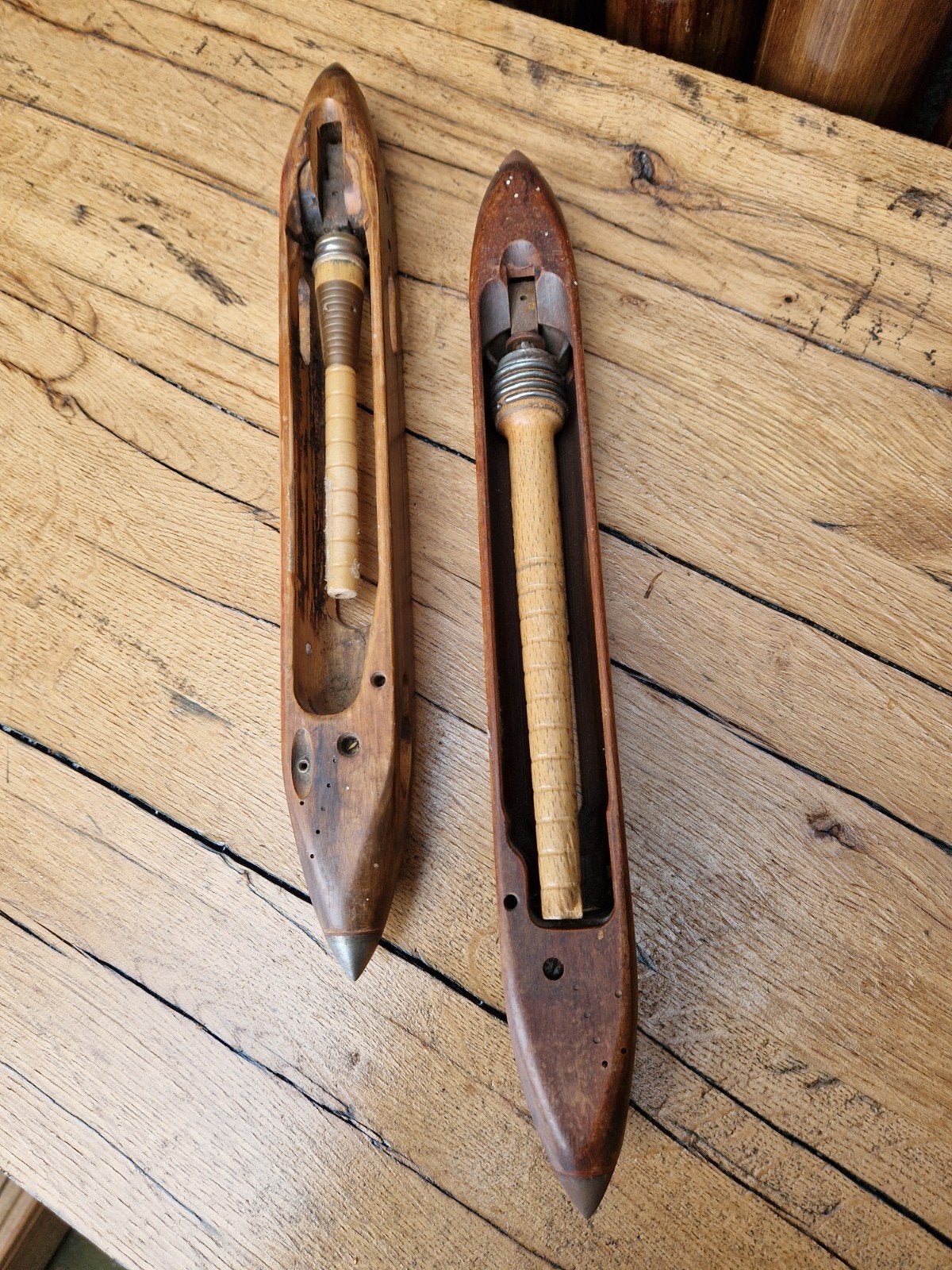 Antieke houten weefspoelen (2 stuks), Ophalen