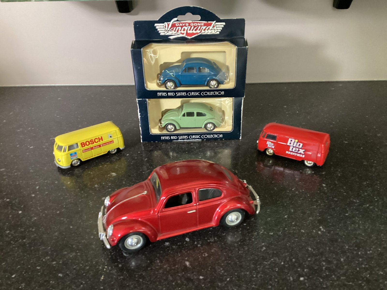 Diverse miniatuur auto's - Opruiming, alles mag weg, Overige merken, Gebruikt, Auto, 1:32 tot 1:50