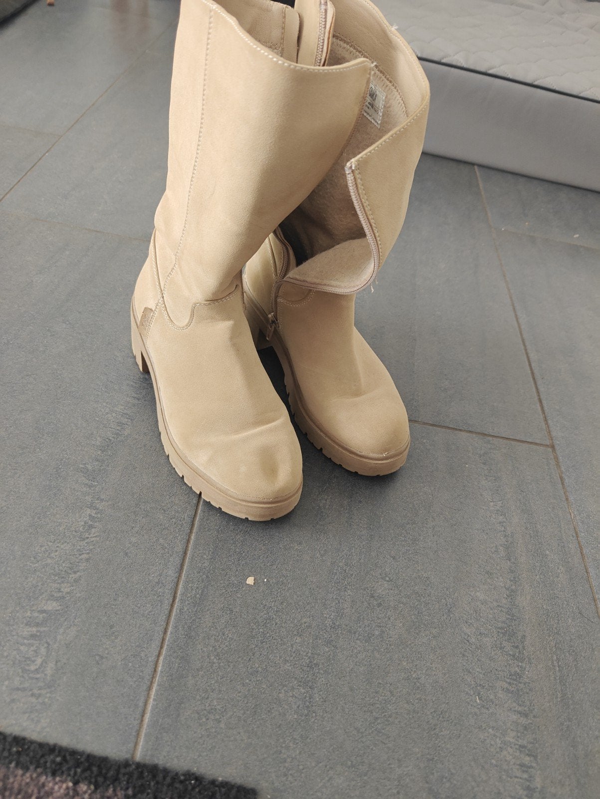 Oxmox Suède Laarzen Maat 35, Hoge laarzen, Oxmox, Beige, Ophalen of Verzenden