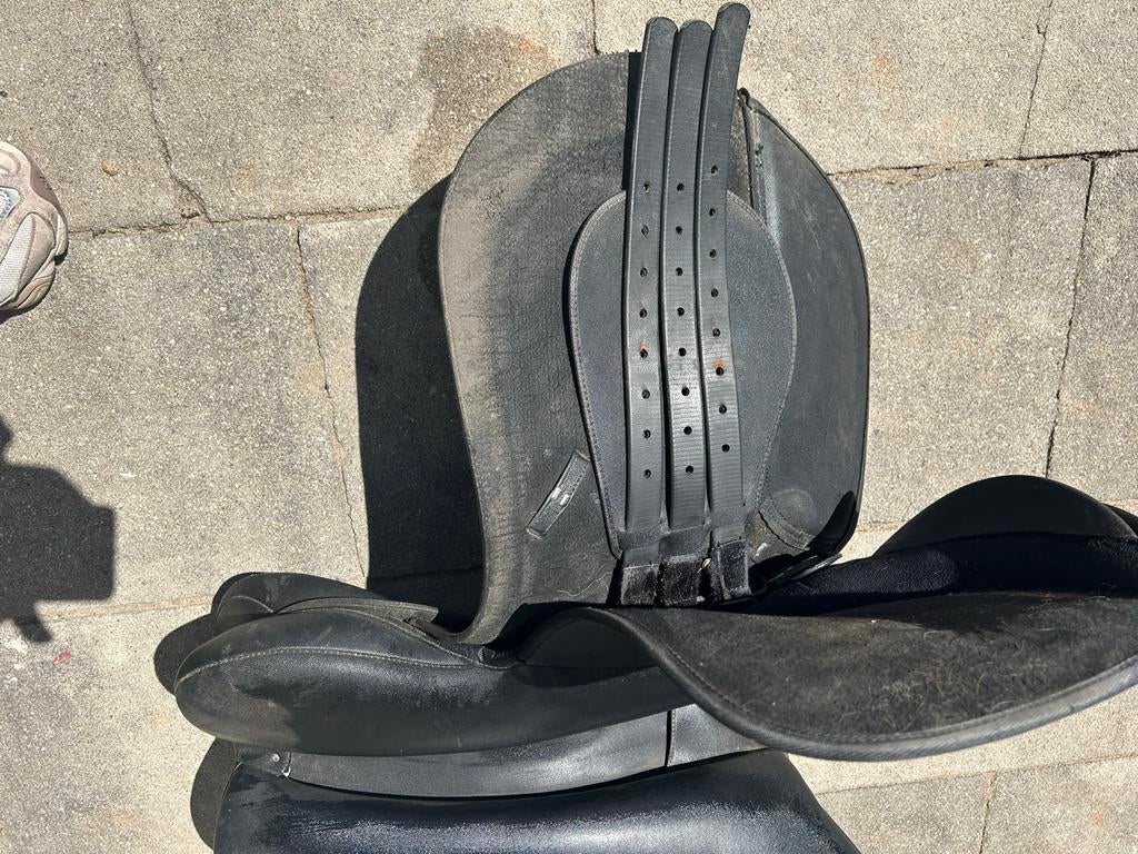 Wintec dressuur zadel nauwelijks gebruikt., Dieren en Toebehoren, Ophalen of Verzenden, Zo goed als nieuw