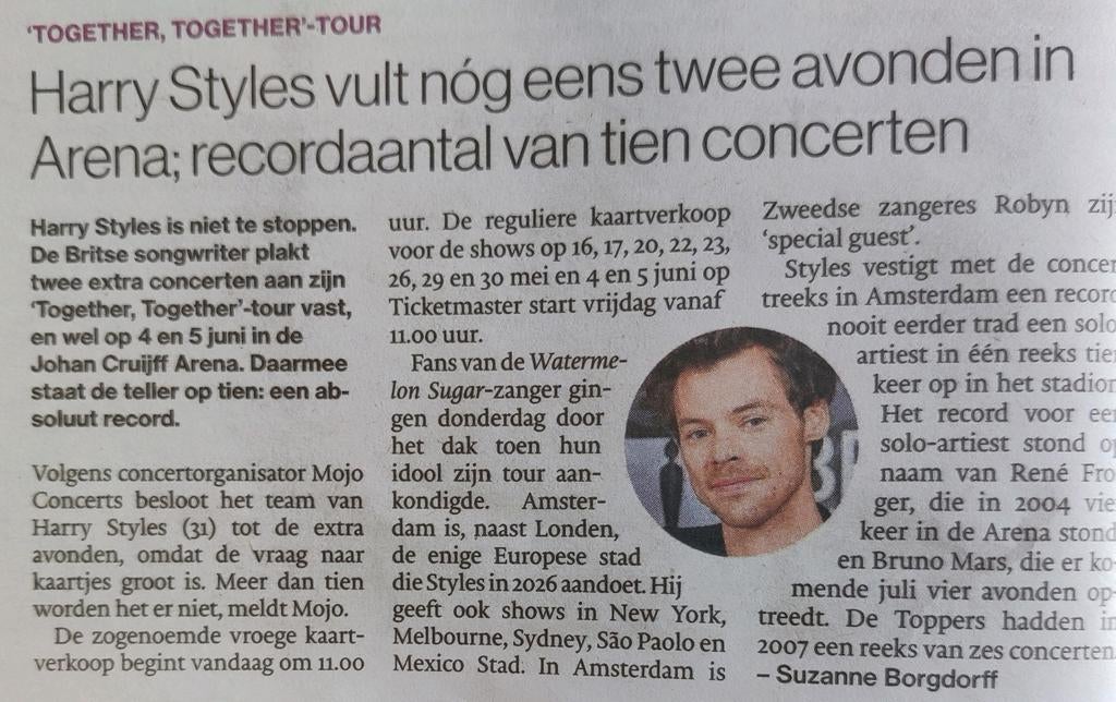 Harry Styles krantenartikel knipsel, Ophalen of Verzenden, 1980 tot heden, Nederland, Knipsel(s)