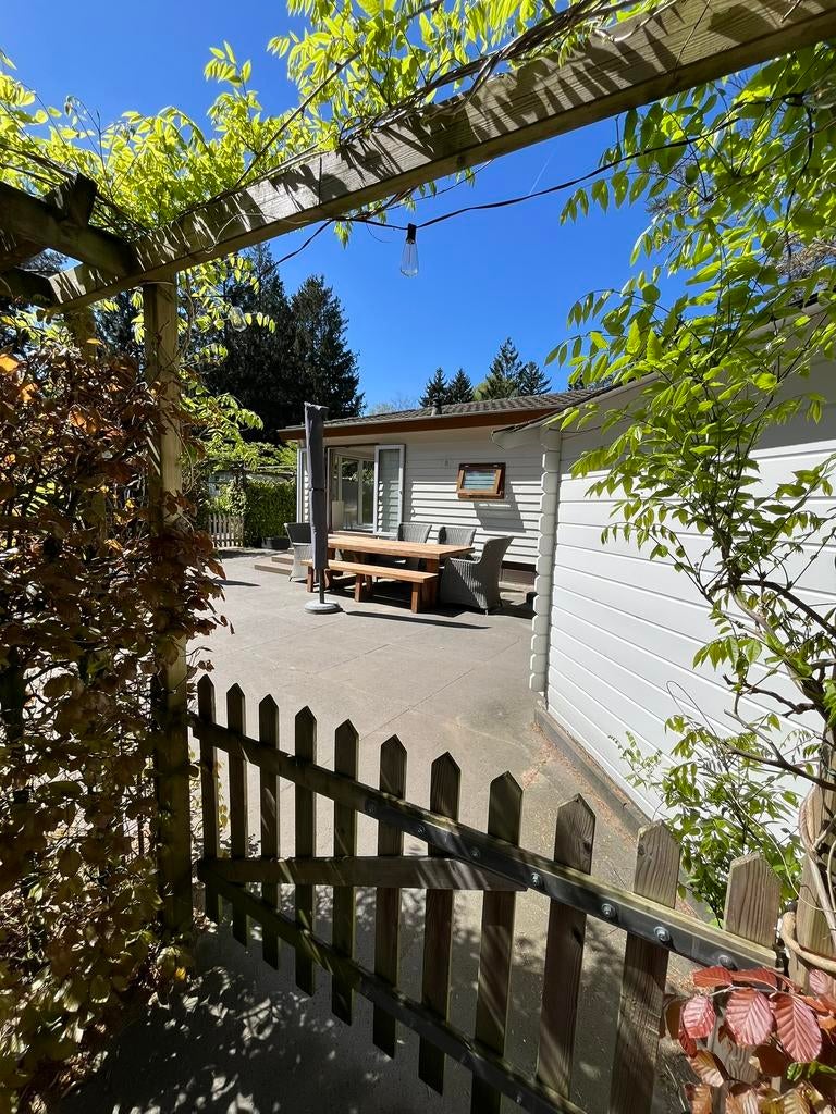 Chalet / vakantiehuis te koop! Ruime tuin - in het bos, Gelderland, 2 slaapkamers, Verkoop zonder makelaar, Chalet