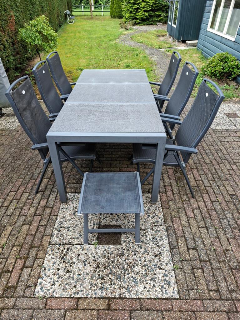 Kunststof tafel met natuurstenen inlegbladen, Ophalen, Gebruikt, Kunststof