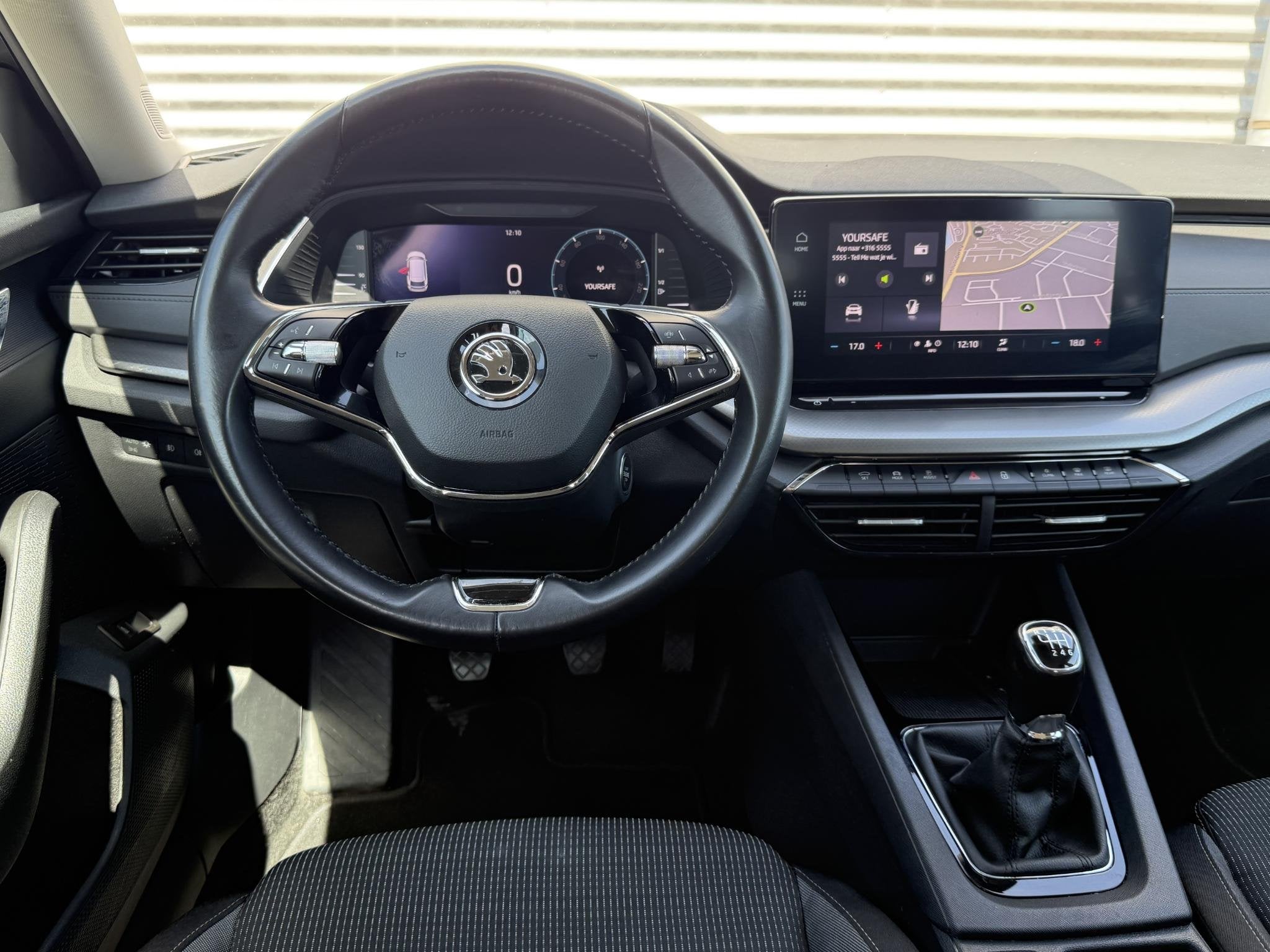 Skoda Octavia Combi 1.0 TSI Business Edition 2e Eigenaar|Cli, Auto's, Stof, Gebruikt, Zwart, Origineel Nederlands