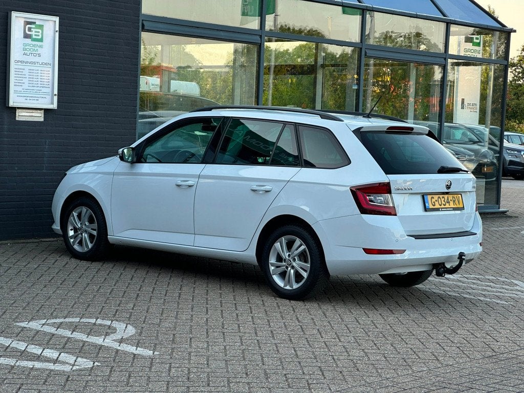 Skoda Fabia Combi 1.0 TSI Style/1STE EG/Navi/CAMERA/TREK HAA, Voorwielaandrijving, Stof, Gebruikt, 95 pk