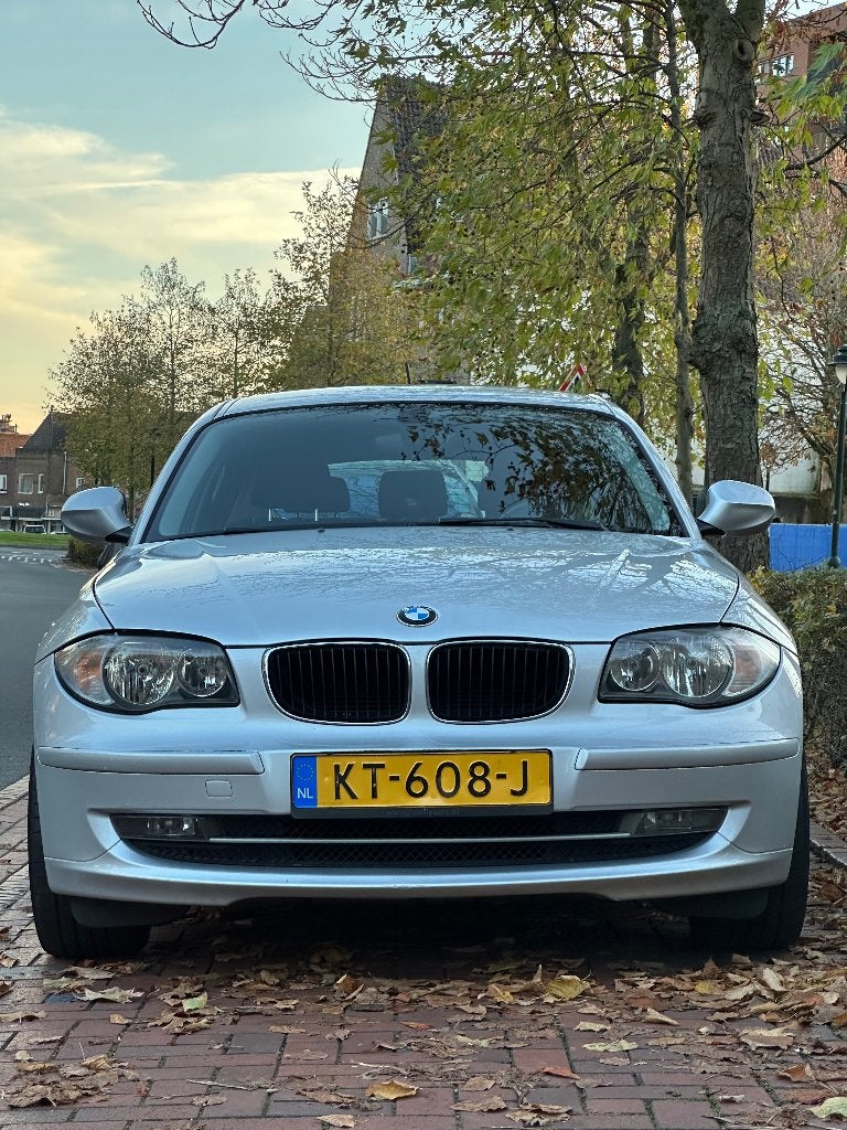 BMW 1-Serie 2.0 118I 5DR 2010 Grijs