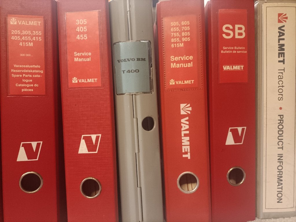 Valmet en Volvo BM Servicehandleidingen en Onderdelenboeken, Ophalen