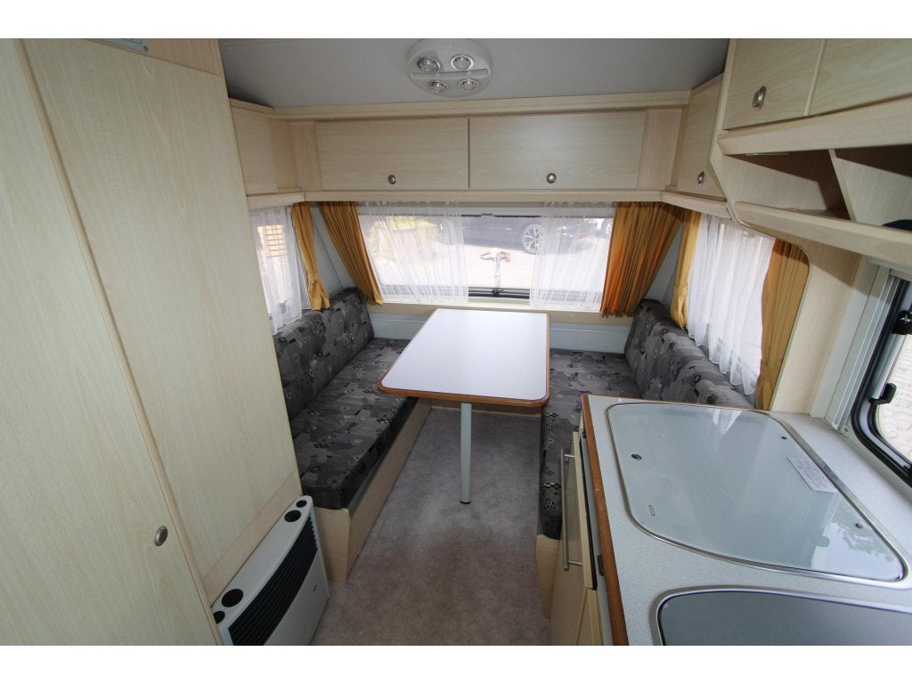 Kip Shuttle 41 T Zakluifel-Kastbed-2001, Overige typen, Standaardzit, Kip, Bedrijf