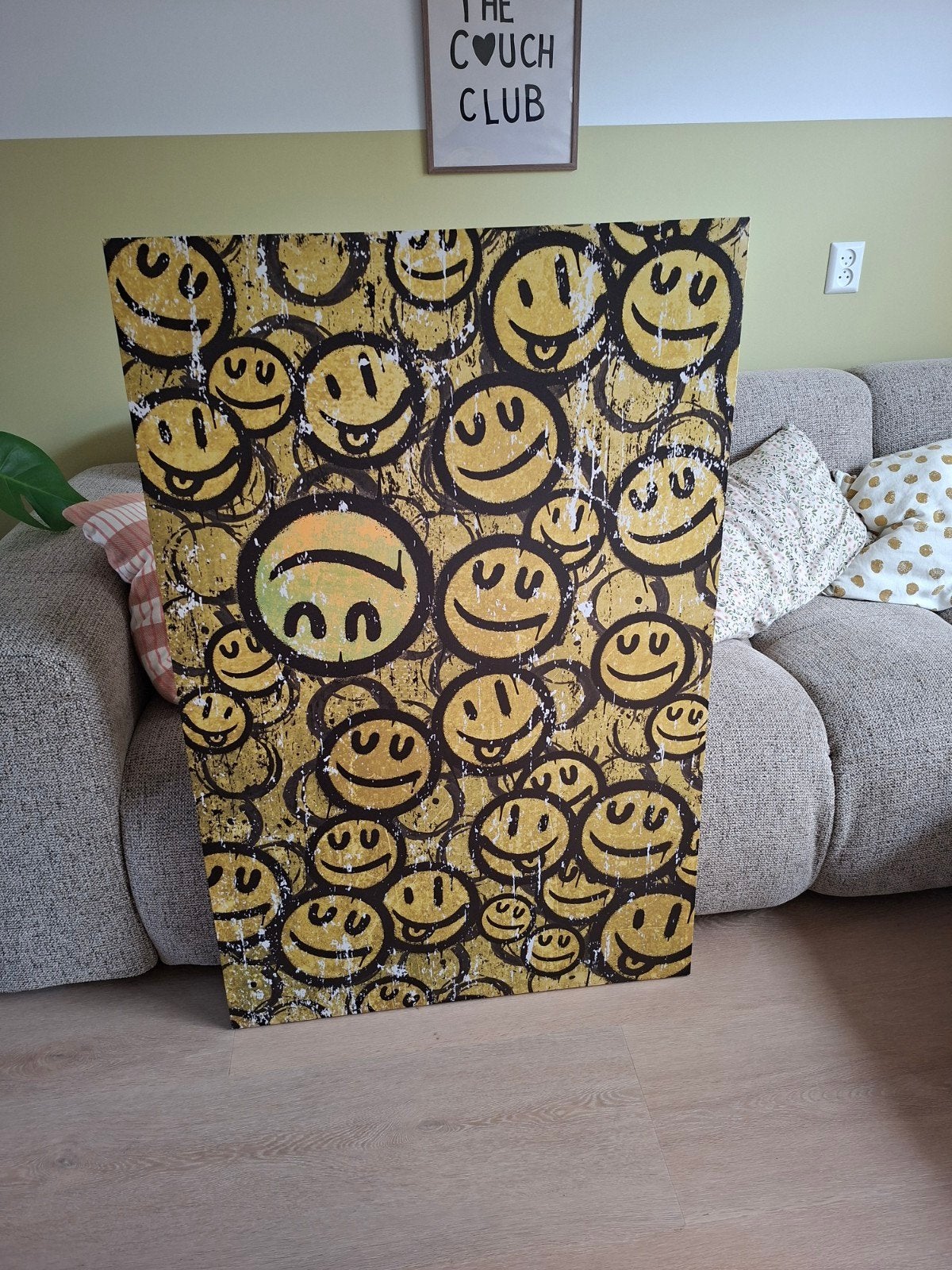 Smiley canvas!, Ophalen