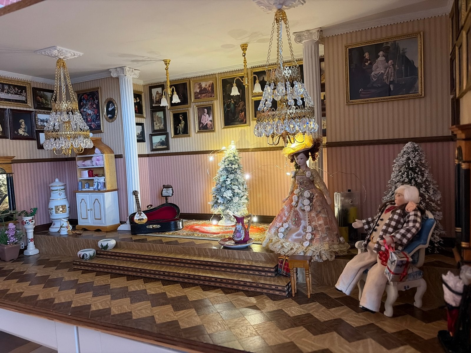 Prachtig gedetailleerd poppenhuis incl.  interieur, Verzamelen, Ophalen, Zo goed als nieuw, Poppenhuis