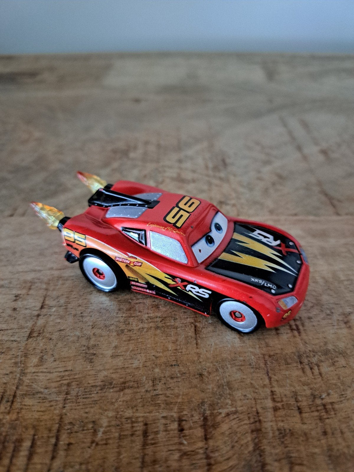 cars mattel pixar rocket racer mc Queen, Gebruikt, Auto, Vietnam, Ophalen of Verzenden