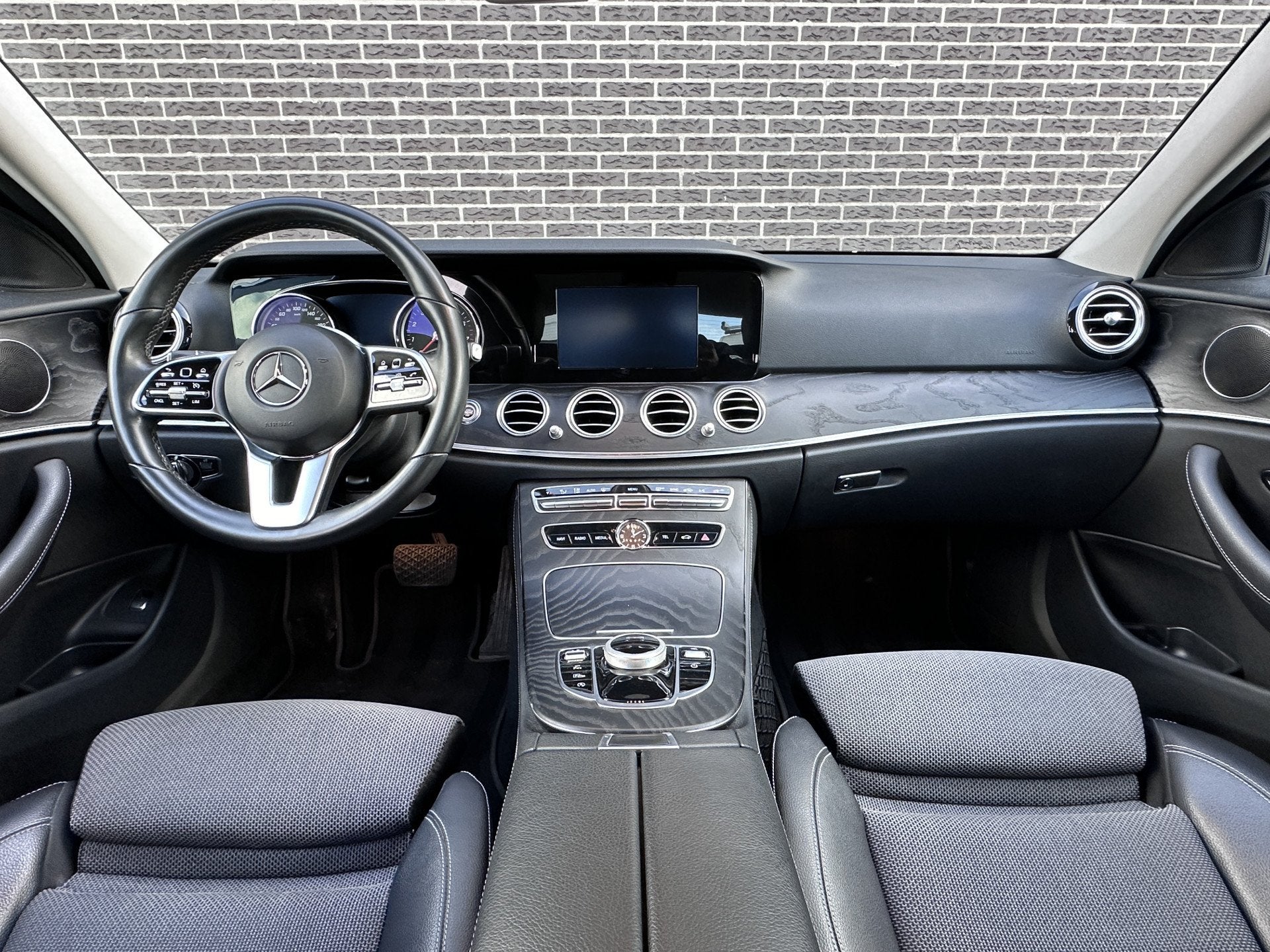 Mercedes-Benz E-Klasse 200 Premium | Navigatie | Camera | St, Auto's, Automaat, Gebruikt, Euro 6, 4 cilinders