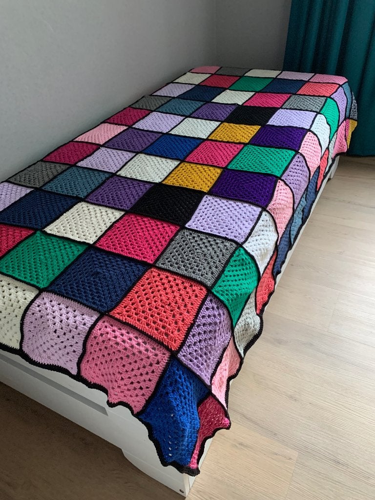 Retro Sprei/ Granny Square woonplaid 140/215 cm. Nieuw!, Ophalen of Verzenden, Nieuw, Haken, Overige typen