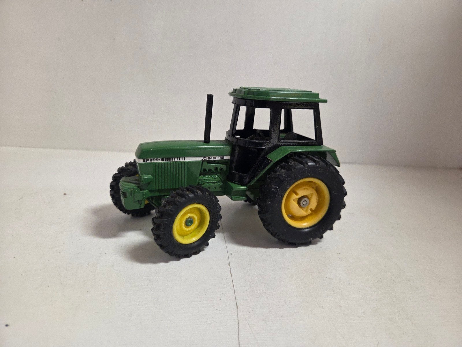 Ertl John Deere 3140 1:32, ERTL, ., Tractor of Landbouw, Ophalen of Verzenden