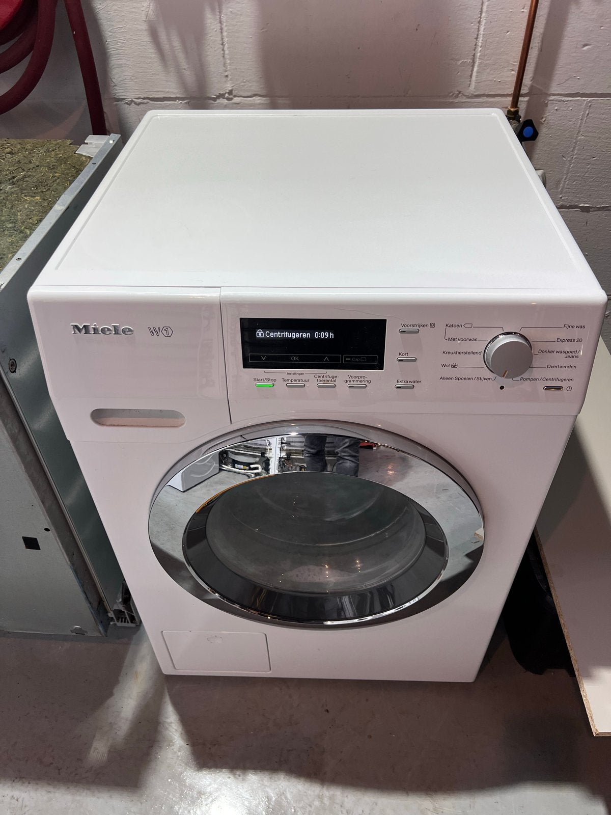 Foto 2 van Miele WKE130 WPS W1 Wasmachine - Zo goed als nieuw