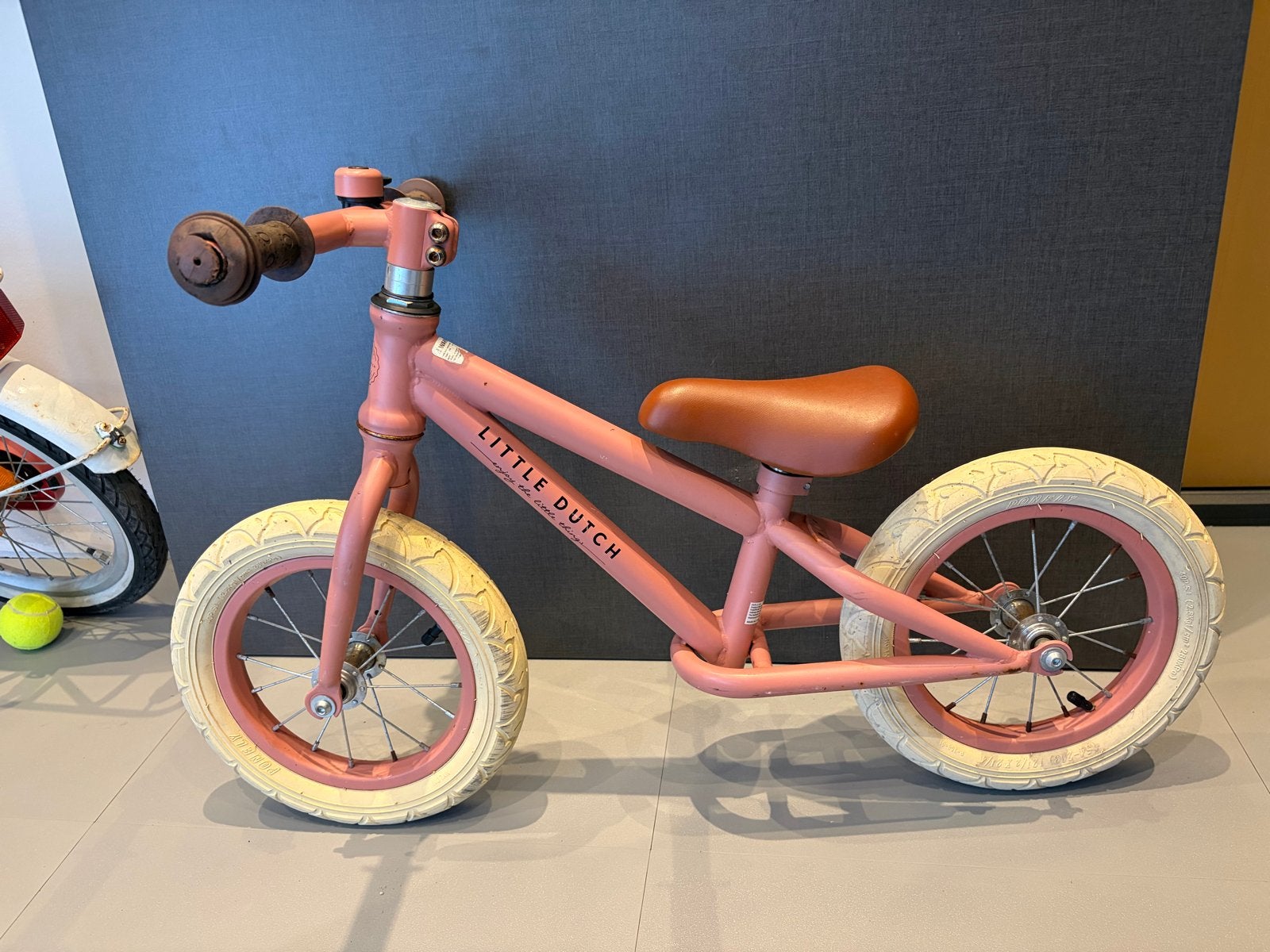 Little Dutch loopfiets roze, Ophalen, Gebruikt, 16 tot 20 inch