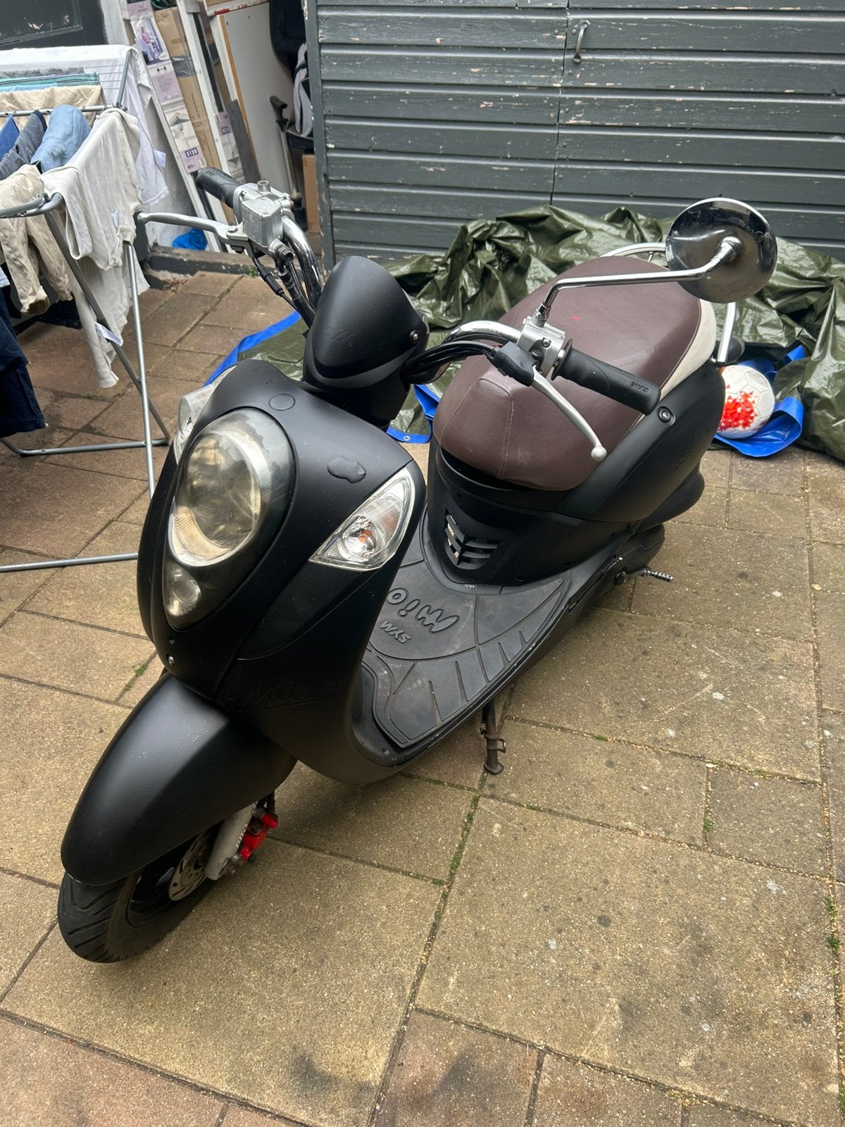 Sym Mio gele plaat, Mio, Maximaal 45 km/u, Ophalen of Verzenden, Zo goed als nieuw