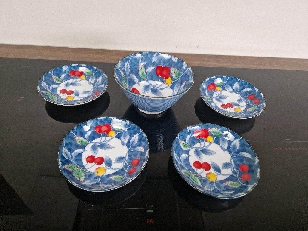Set japanse Arita porselein, blauw met kersen, Antiek en Kunst, Ophalen of Verzenden