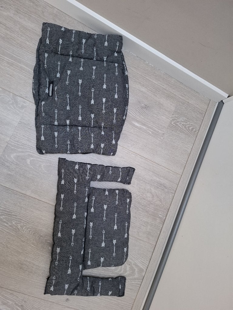Tripp Trapp kussen, Ophalen, Zo goed als nieuw, Meegroeistoel